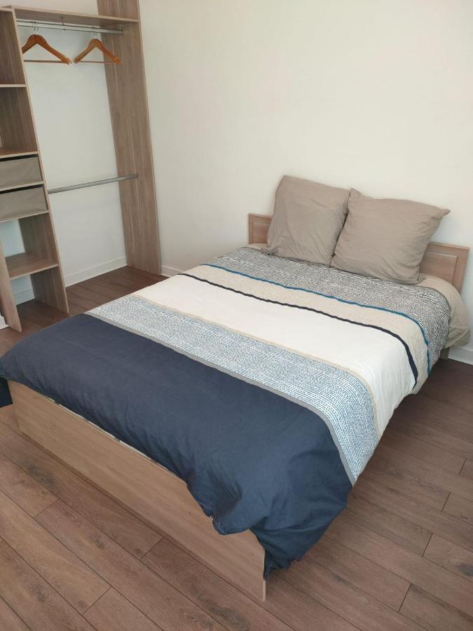Boissy Gare Rer A Appartement 1 A 3 Chambres Au Choix Exteriör bild